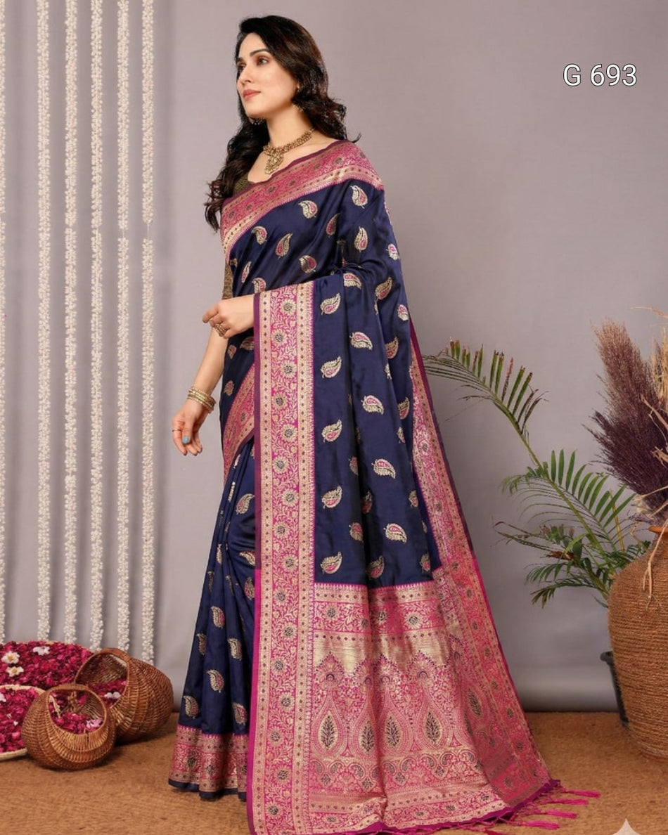 Luxurious Traditional Saree with Modern Royal Touch G 693