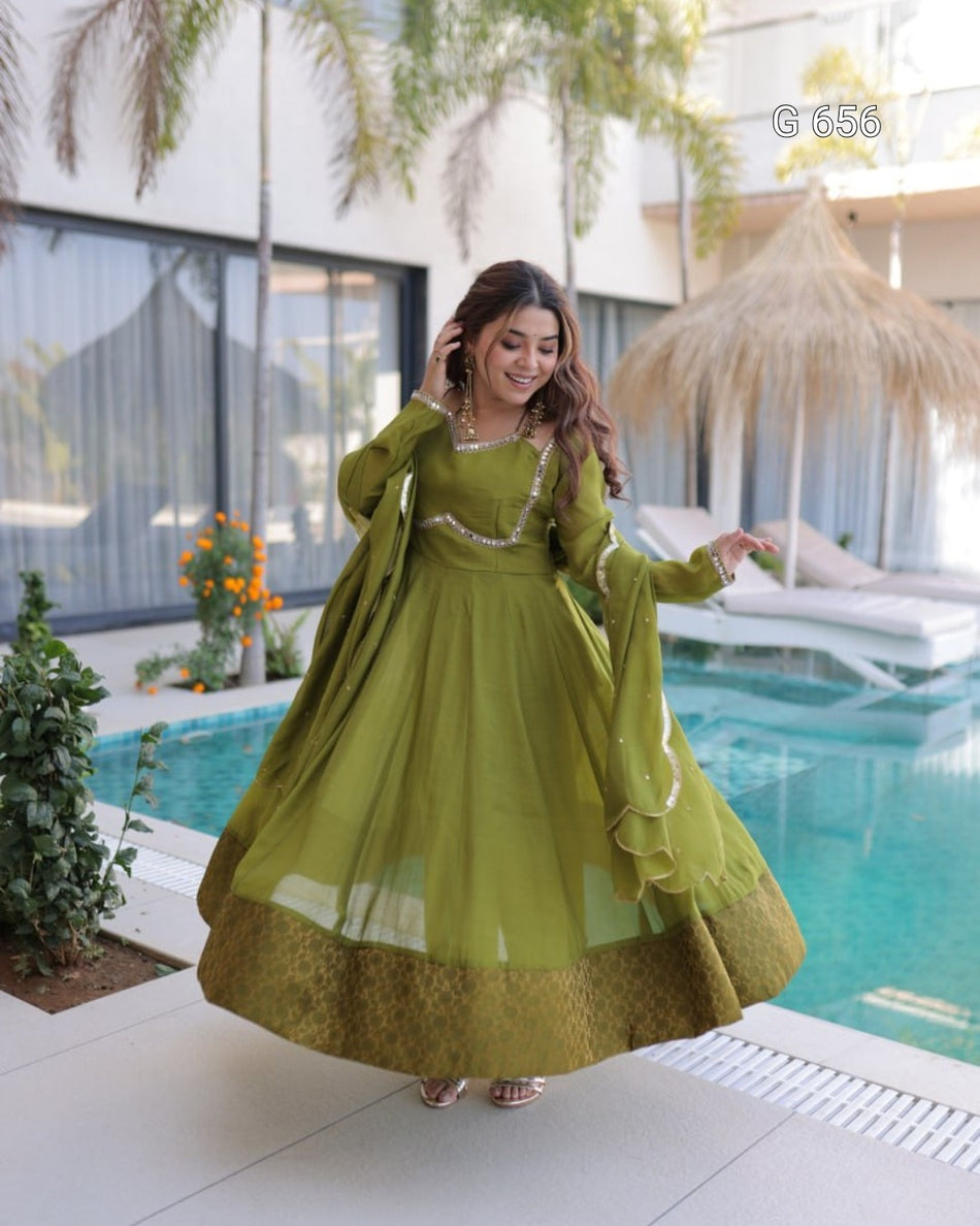 Graceful Designer Outfit with Rich Ethnic Detailing G 656